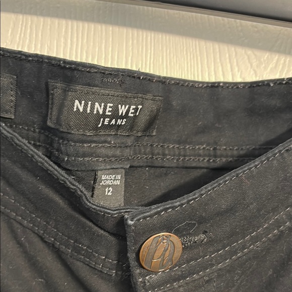 Nine West Women's Black Jean Shorts - Picture 3 of 7